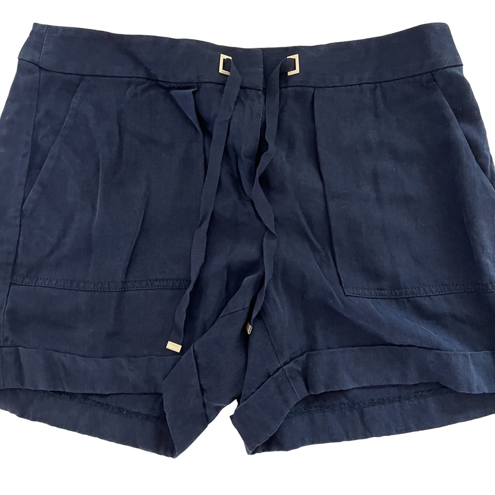 WHBM navy shorts, size 8 - Picture 1 of 4